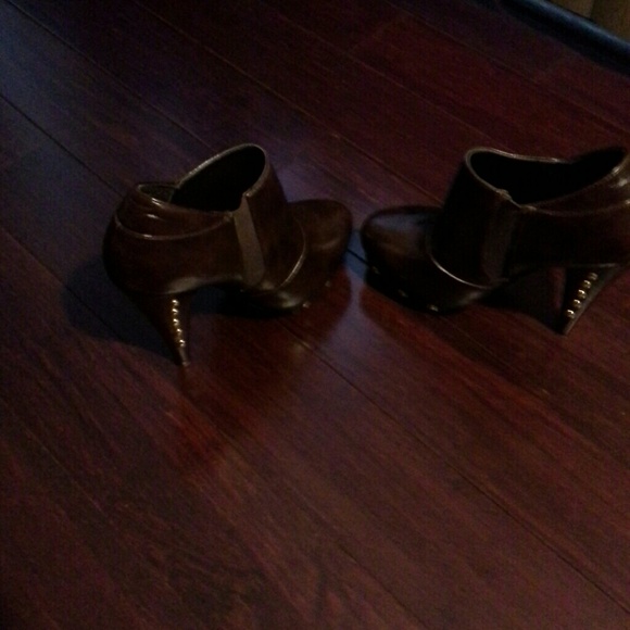 Boots - Picture 2 of 3